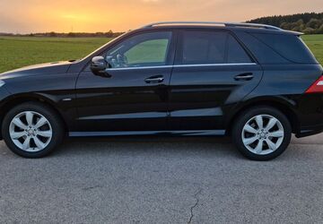 Mercedes-Benz ML 350 195.000 km 21.500 &euro; Pullach 82049