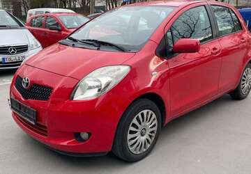 Toyota Yaris 165.000 km 2.000 &euro; München 80809