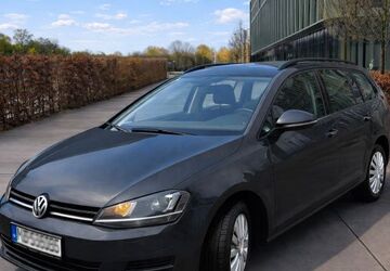 VW Golf 258.000 km 6.490 &euro; München 81667