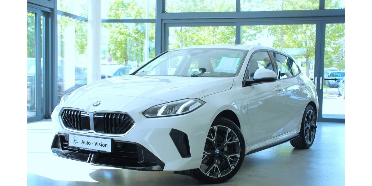 BMW 120 4.400 km 29.799 &euro; München 81825