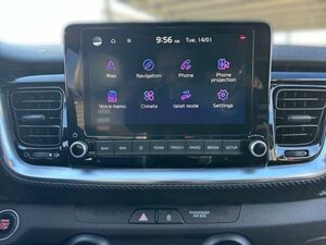 Kia STONIC 1.0T 100 48V DCT GTL TECH GD 4.500 km 23.990 &euro; Höhenkirchen-Siegertsbrun 85635