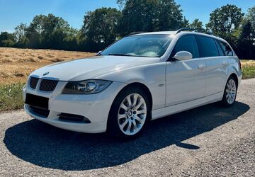 BMW 325 210.000 km 6.990 &euro; München 80469
