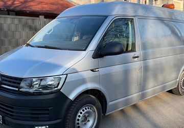 VW T6 Transporter 212.000 km 8.990 &euro; München 81825