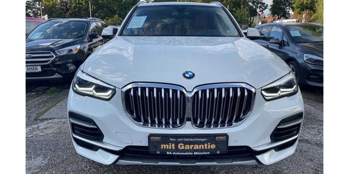 BMW X5 122.500 km 40.950 &euro; München 81243