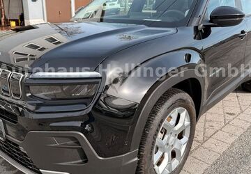 Jeep Avenger 24.931 km 28.900 &euro; Schwaig 85445