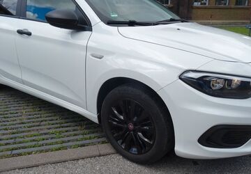 Fiat Tipo 58.000 km 9.950 &euro; München 81249
