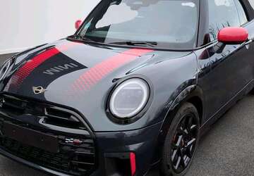 Mini John Cooper Works Cabrio 2.924 km 45.176 &euro; München 80788