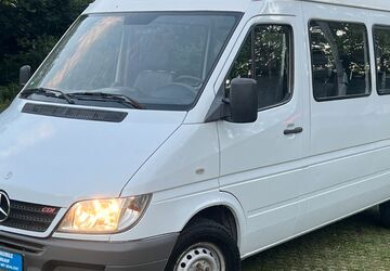 Mercedes-Benz Sprinter 135.000 km 12.990 &euro; München 81243