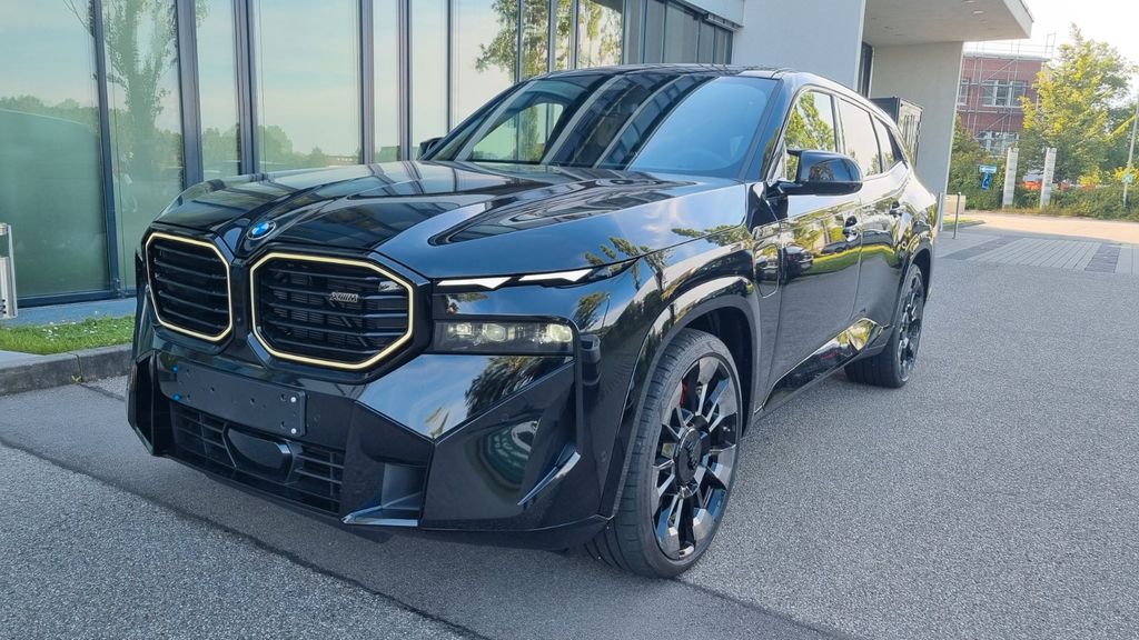 BMW XM 25.000 km 113.800 &euro; Feldkirchen bei München 85622