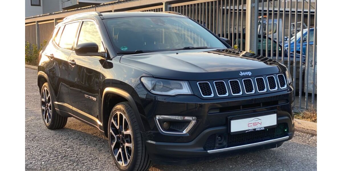 Jeep Compass 94.000 km 15.999 &euro; München 80807