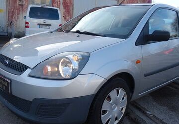 Ford Fiesta 154.000 km 2.400 &euro; München 81249