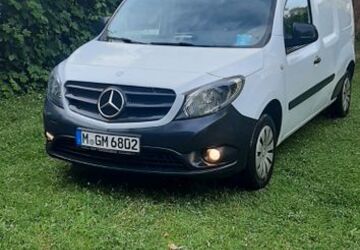 Mercedes-Benz Citan 235.600 km 5.999 &euro; München 81545