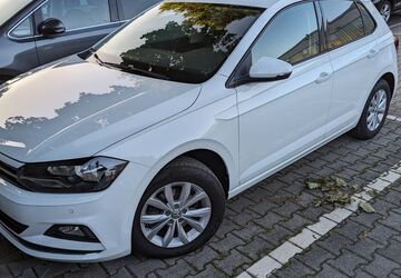 VW Polo 39.500 km 16.490 &euro; München 81479