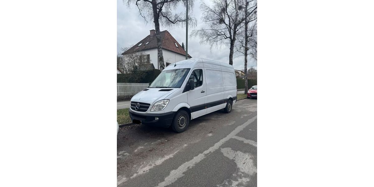 Mercedes-Benz Sprinter 274.105 km 8.900 &euro; München 80636