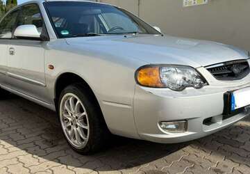 Kia Shuma 152.000 km 1.399 &euro; München 81829