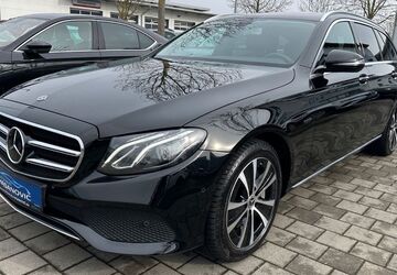 Mercedes-Benz E 300 111.000 km 25.900 &euro; Dachau (bei München) 85221