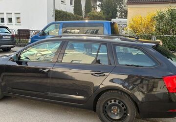 Skoda Octavia 99.000 km 19.999 &euro; München 81476