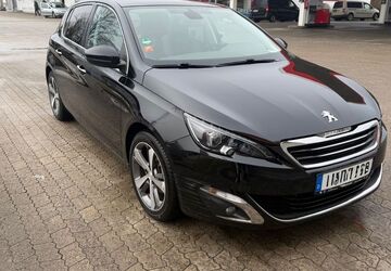 Peugeot 308 128.000 km 7.400 &euro; München 80807