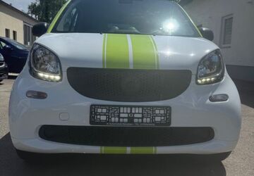 Smart ForTwo 69.900 km 11.399 &euro; München 80999