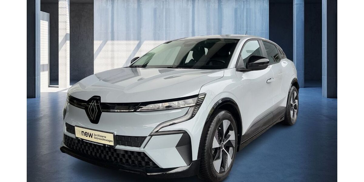 Renault Megane E-TECH 24.834 km 24.990 &euro; München 81827