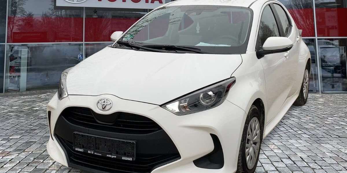 Toyota Yaris 64.602 km 13.490 &euro; München 80687