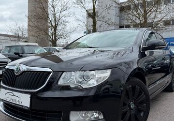 Skoda Superb 187.884 km 6.990 &euro; München 81243