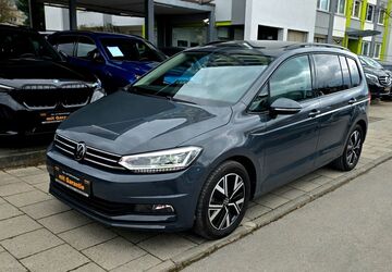 VW Touran 42.000 km 34.950 &euro; München 81673
