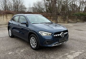 Mercedes-Benz GLA 200 196.100 km 19.900 &euro; München 81245