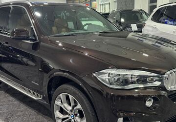BMW X5 61.724 km 32.900 &euro; München 81829