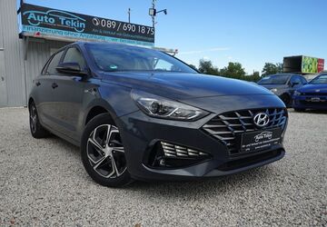 Hyundai i30 72.769 km 16.950 &euro; München 81829