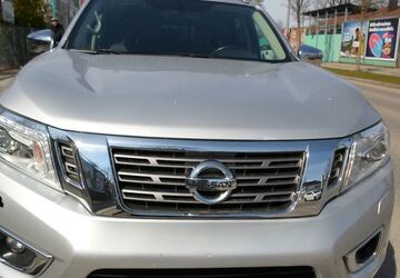 Nissan Navara 127.000 km 19.999 &euro; München 81671