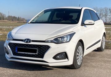 Hyundai i20 67.500 km 13.000 &euro; Dachau 85221
