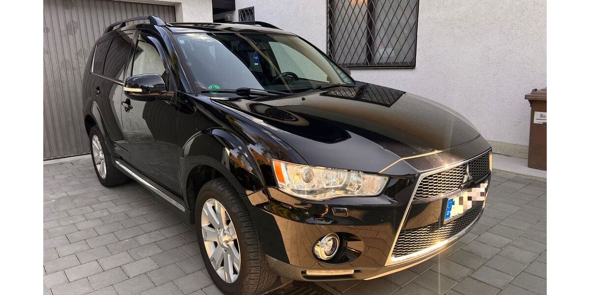 Mitsubishi Outlander 200.000 km 5.600 &euro; München 80995