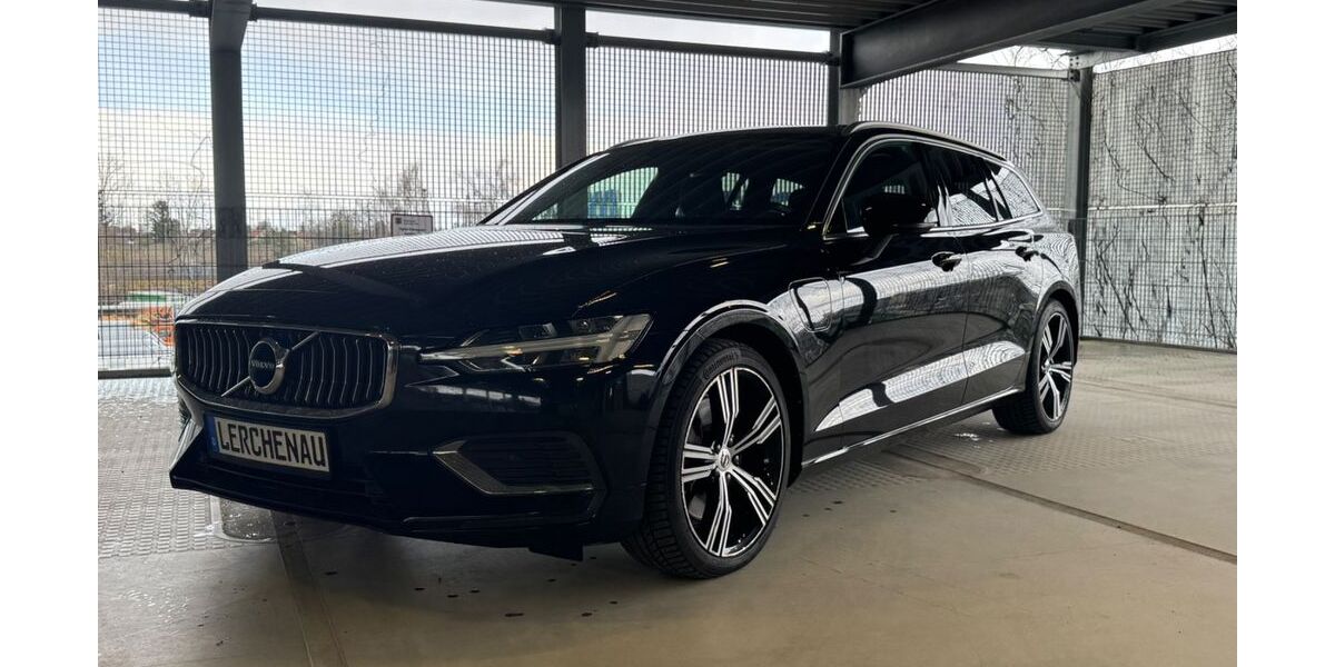Volvo V60 147.872 km 23.790 &euro; München 80935