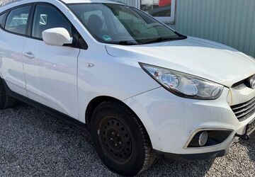 Hyundai ix35 270.000 km 1.999 &euro; München 81829