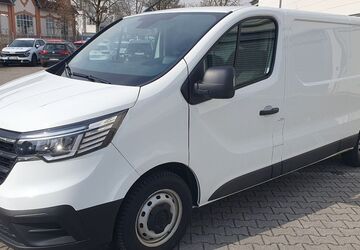 Renault Trafic 88.000 km 18.900 &euro; München 81825