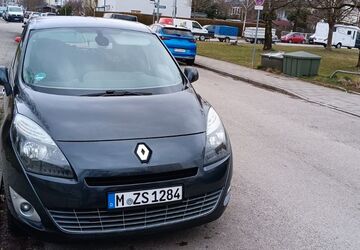 Renault Grand Scenic 367.000 km 2.350 &euro; München 81675