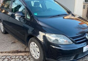 VW Golf 127.175 km 3.799 &euro; München 81739