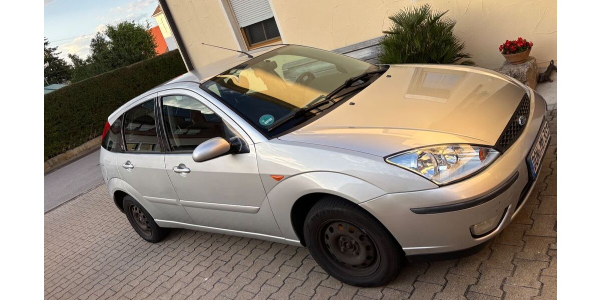 Ford Focus 147.000 km 2.399 &euro; München 81369
