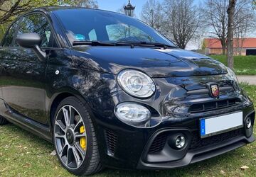 Abarth 695C 13.500 km 34.490 &euro; Starnberg 82319