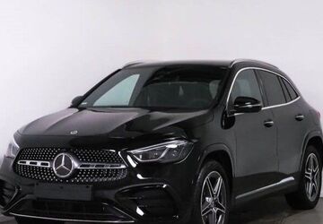 Mercedes-Benz GLA 250 8.000 km 47.890 &euro; Gilching 82205