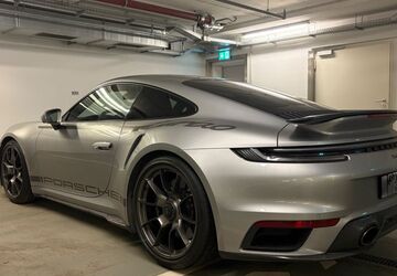 Porsche 992 7.972 km 289.900 &euro; München 80335
