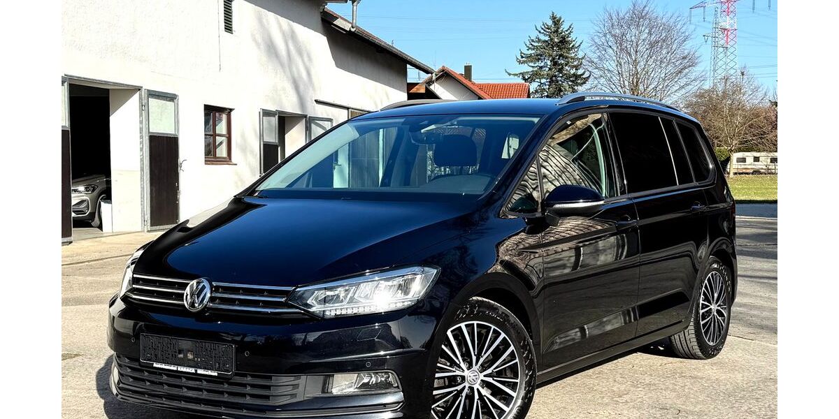 VW Touran 106.000 km 19.690 &euro; München 80992