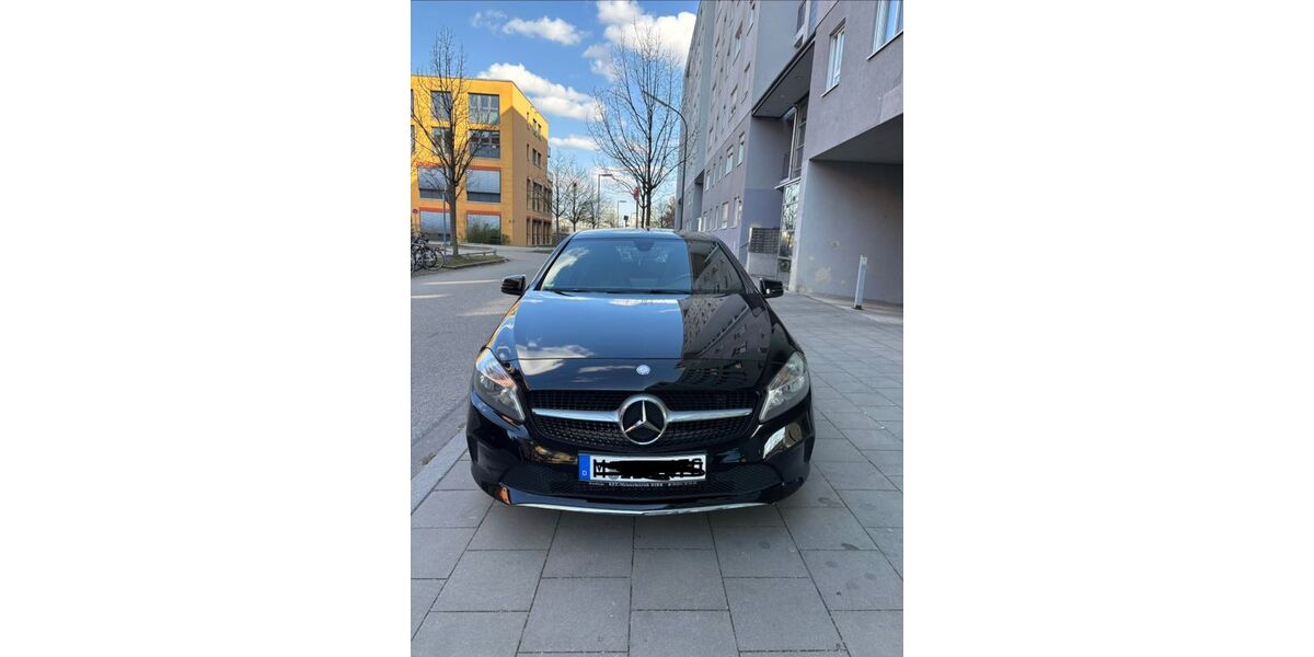 Mercedes-Benz A 180 146.750 km 13.200 &euro; München 80639