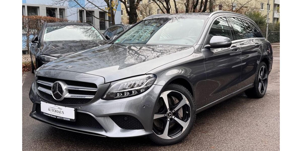 Mercedes-Benz C 300 105.753 km 20.999 &euro; München 80636