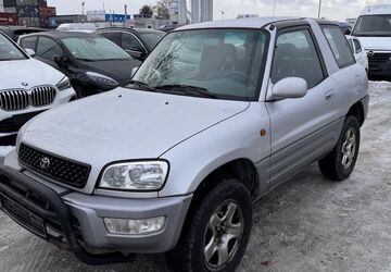 Toyota RAV 4 166.000 km 2.480 &euro; München 81829