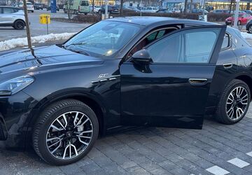 Maserati Grecale 49.000 km 45.000 &euro; München 81737