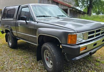 Toyota Hilux 234.000 km 12.345 &euro; Alling 82239