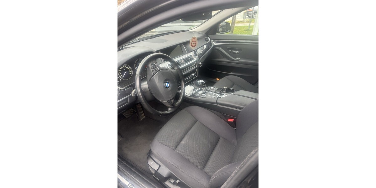 BMW 520 144.150 km 12.000 &euro; München 80313
