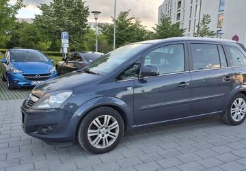 Opel Zafira 185.000 km 2.300 &euro; München 81739